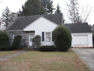 96 Sheridan St, Glens Falls, NY 12801