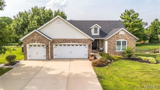 2549 Spyglass Ct, Edwardsville, IL 62025