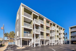 108 N Lake Park Blvd Unit 303, Carolina Beach, NC 28428