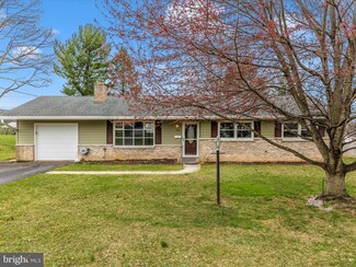 38 Turner Dr, Fayetteville, PA 17222