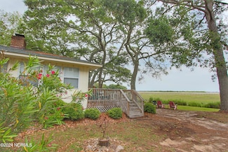 707 Shoreline Dr W, Sunset Beach, NC 28468