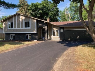 7545 Douglas Dr N, Brooklyn Park, MN 55443