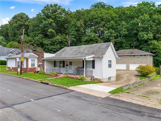 318 Penn Ave, Aliquippa, PA 15001