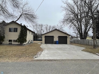 114 Hawley Ave S, Glyndon, MN 56547