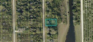 643 Naples Ave S, Lehigh Acres, FL 33974