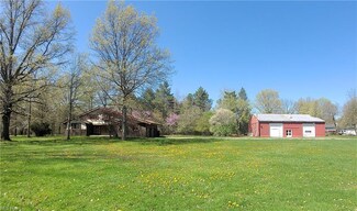 3072 Jaycox Rd, Avon, OH 44011