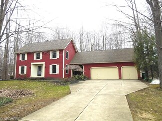 1435 Hidden Hemlock Dr, Austinburg, OH 44010