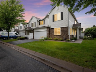 15656 Emerald Dr N Unit 1, Hugo, MN 55038