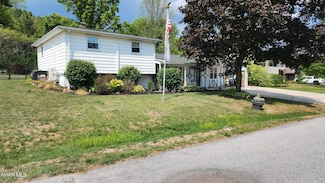 438 Hazenstab Dr, Duncansville, PA 16635