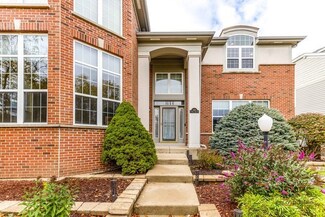 408 N White Deer Trail, Vernon Hills, IL 60061