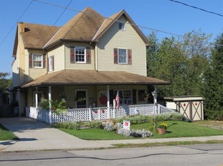23 Wabash Ave, Hickory, PA 15340