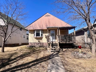 519 10th St S, Virginia, MN 55792