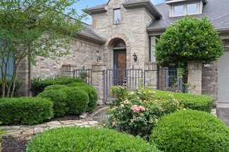 6 Avalon Oaks Place, Shenandoah, TX 77381