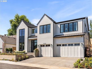 13143 SE Regency View St, Happy Valley, OR 97086