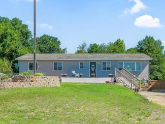 605 Central Ave SW, Cambridge, MN 55008