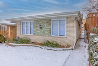 5321 S 72nd Ct, Summit Argo, IL 60501