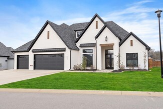 6852 Hilo Ave, Benton, AR 72019