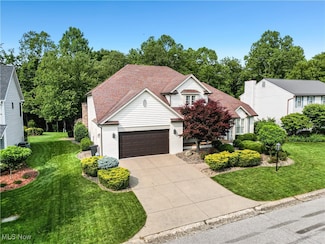 1215 Greenmont Cir, Vienna, WV 26105