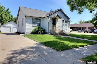 220 E 8th St, North Bend, NE 68649