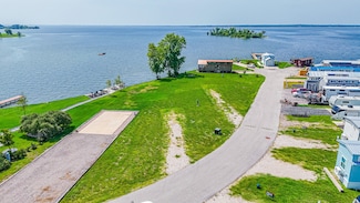 6447 Peninsula Rd, Kerens, TX 75144