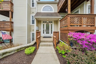 1328 Cedarwood Dr Unit A3, Westlake, OH 44145