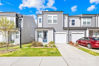 3125 Hutton Gardens Ln, Charlotte, NC 28269
