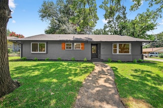 2705 N Ricketts St, Sherman, TX 75092