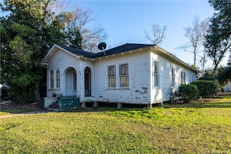 403 Second St, Dequincy, LA 70633