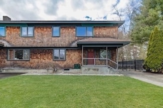 39 Neillian St Unit 39, Bedford, MA 01730