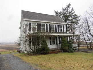 242 Meadow Ave, Chester, NY 10918