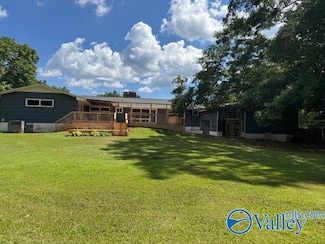 301 Lora St, Scottsboro, AL 35768