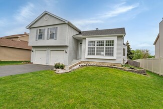 527 Ladysmith Rd, Bartlett, IL 60103