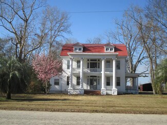 5570 St Charles Rd, Mayesville, SC 29104