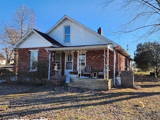 702 Haley St, Lafayette, TN 37083