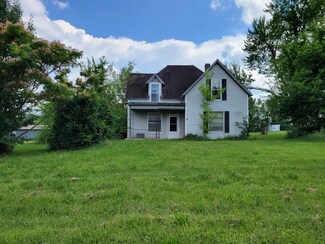 702 Redwood Dr, New Bloomfield, MO 65063