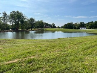 12 Carthage Rd, Red Boiling Springs, TN 37150