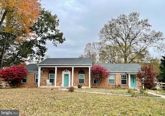 13827 Spriggs Rd, Manassas, VA 20112