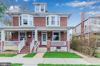 105 S 15th St, Camp Hill, PA 17011