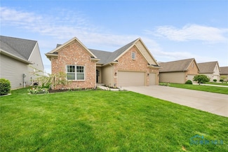3902 Sanibel Dr, Sylvania, OH 43560