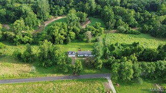 25561 Beltrees Rd, Dow, IL 62022