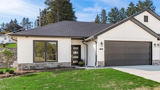 3446 Jamestown Dr, Zanesville, OH 43701