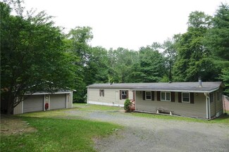 3621 Hillside Dr, Saylorsburg, PA 18353