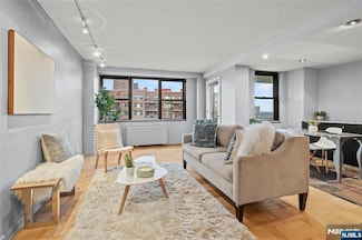 201 Saint Pauls Ave Unit 15K, Jersey City, NJ 07306
