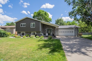 1908 23rd St S, Fargo, ND 58103