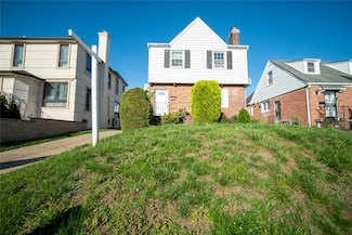75-35 183rd St, Fresh Meadows, NY 11366