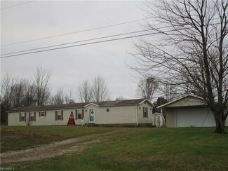 4640 Ayers Rd, Andover, OH 44003