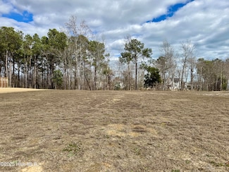 126 W Scarborough Ct, Hampstead, NC 28443