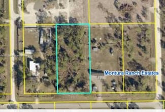 557 Avenida Del Sur, Montura, FL 33440