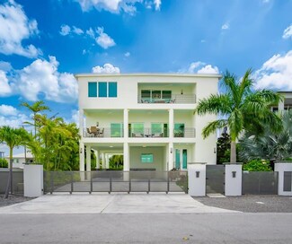 24 Floral Ave, Key West, FL 33040