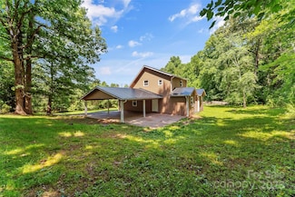 2126 Kincaid Hill Rd, Lenoir, NC 28645